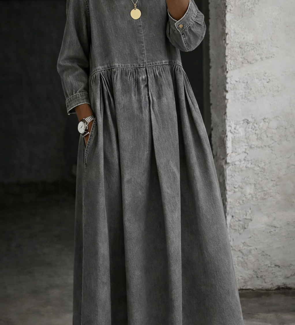 Clara | Robe en jean avec col Peter Pan